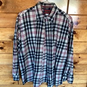 Men’s long sleeve dress shirt